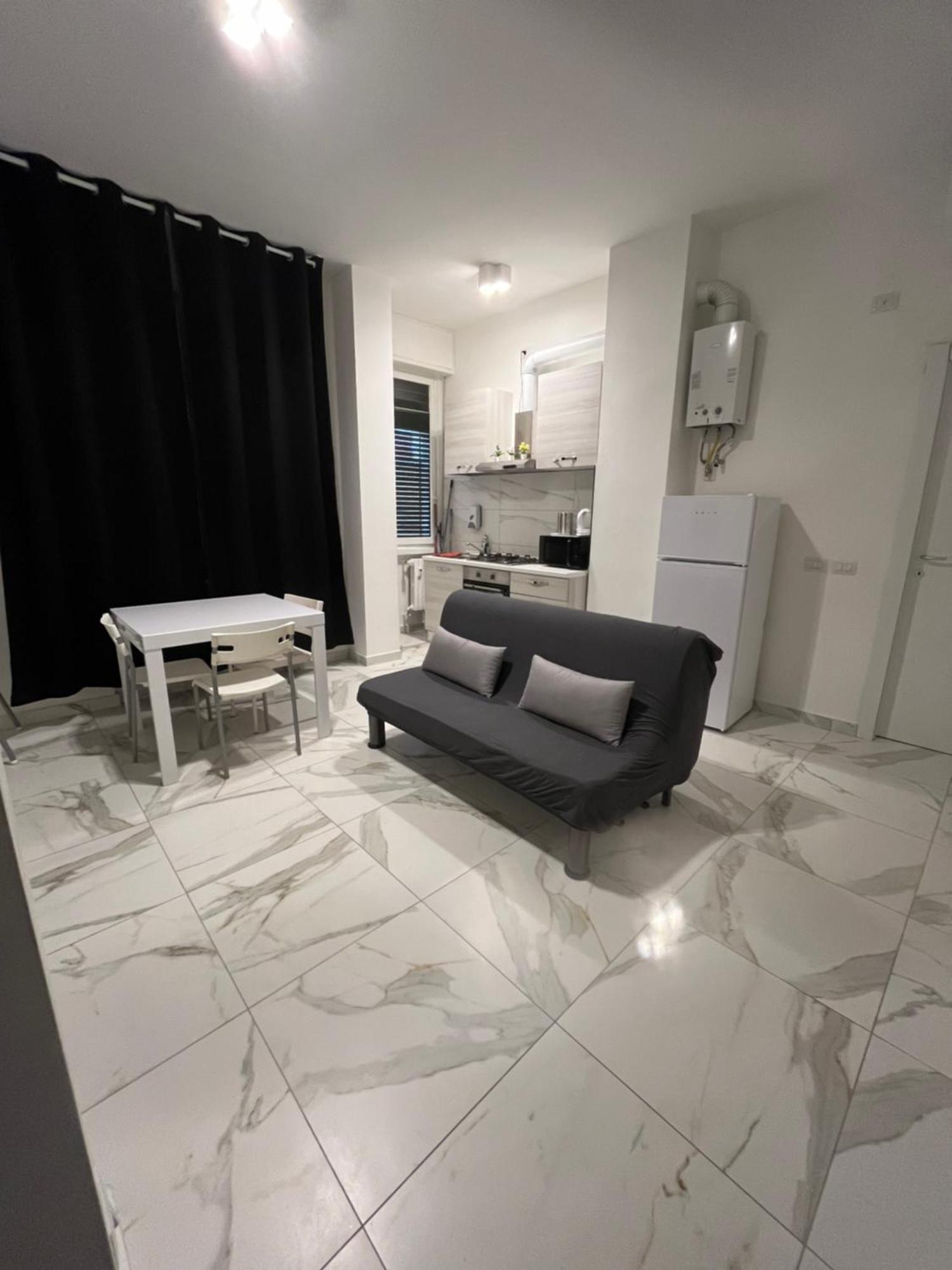 Jcube Apartments Bocconi Milano Kültér fotó